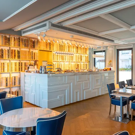 Hotel Praxis Cbr Boutique - 4*