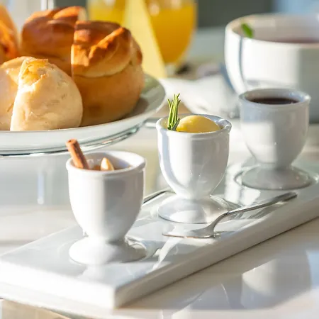 Praxis Cbr Boutique - Hotel 4*