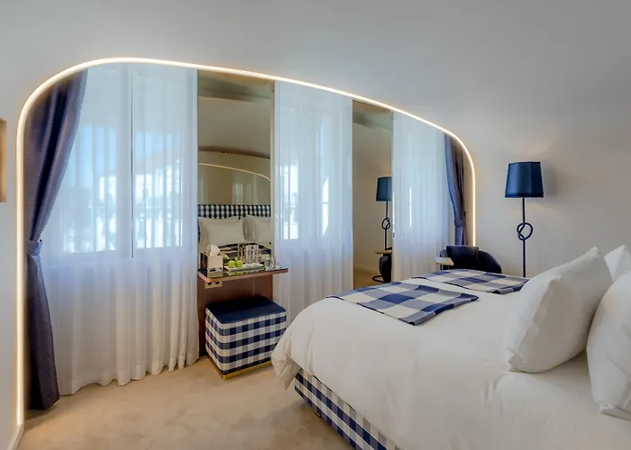 Cbr Boutique - فندق كويمبرا